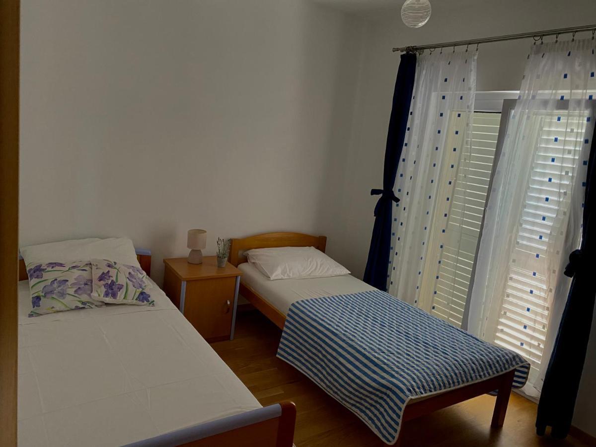 트로기르 Apartman Nives 아파트 외부 사진