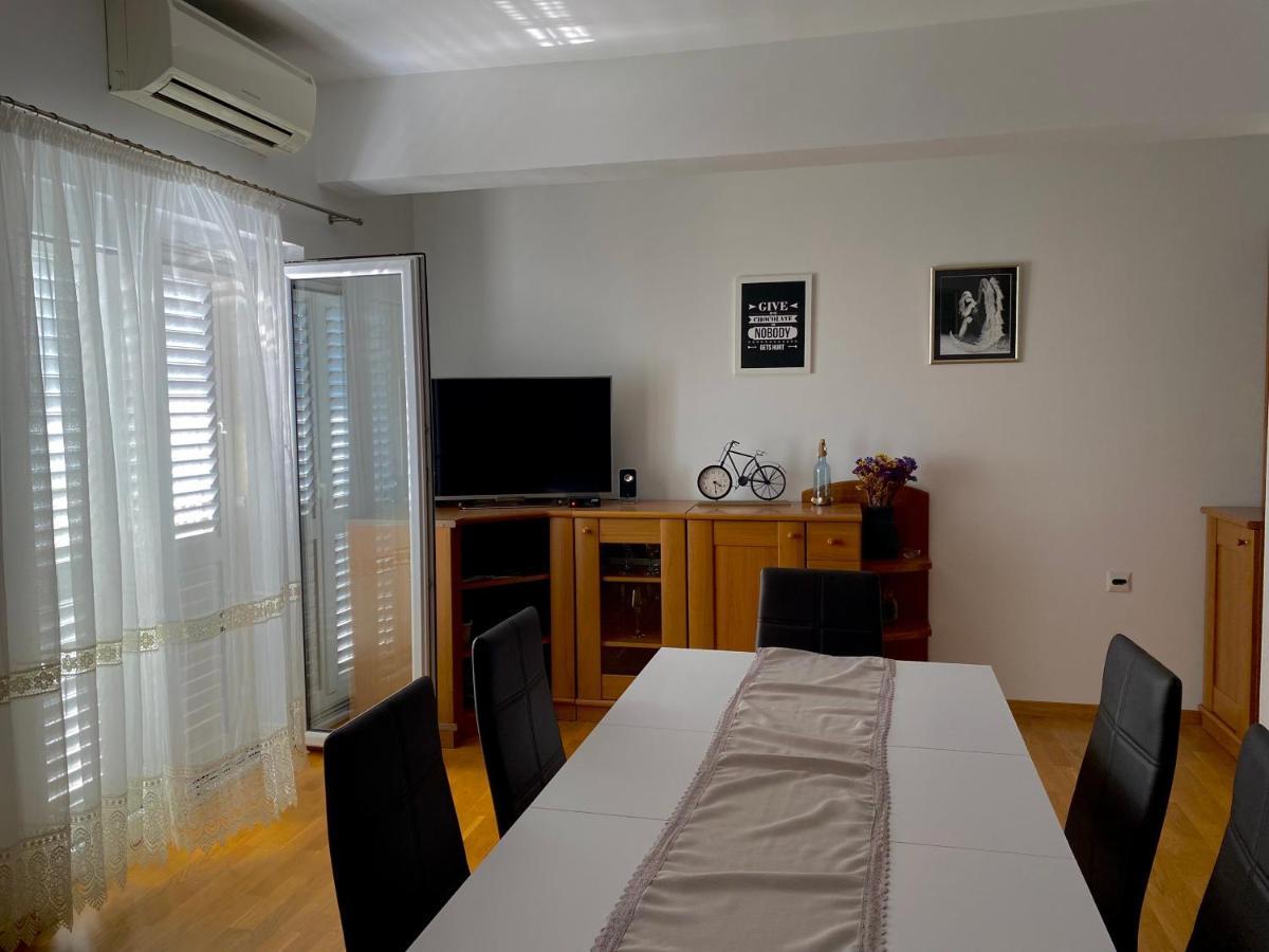 트로기르 Apartman Nives 아파트 외부 사진