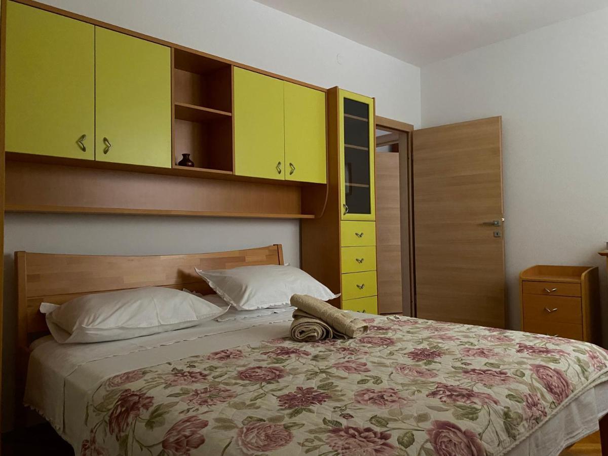 트로기르 Apartman Nives 아파트 외부 사진