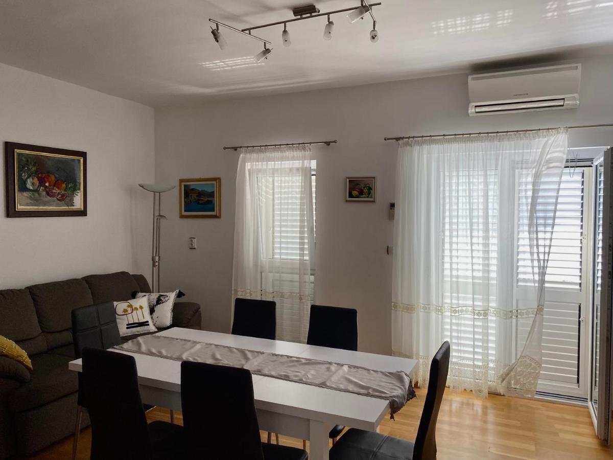트로기르 Apartman Nives 아파트 외부 사진